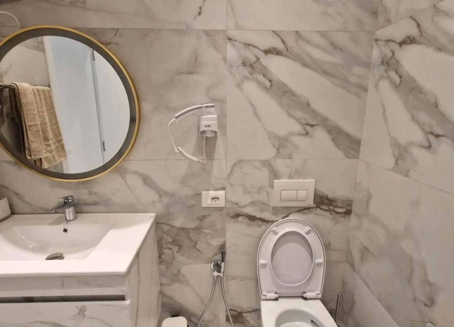 Hotel Elofira Room'S Durrës