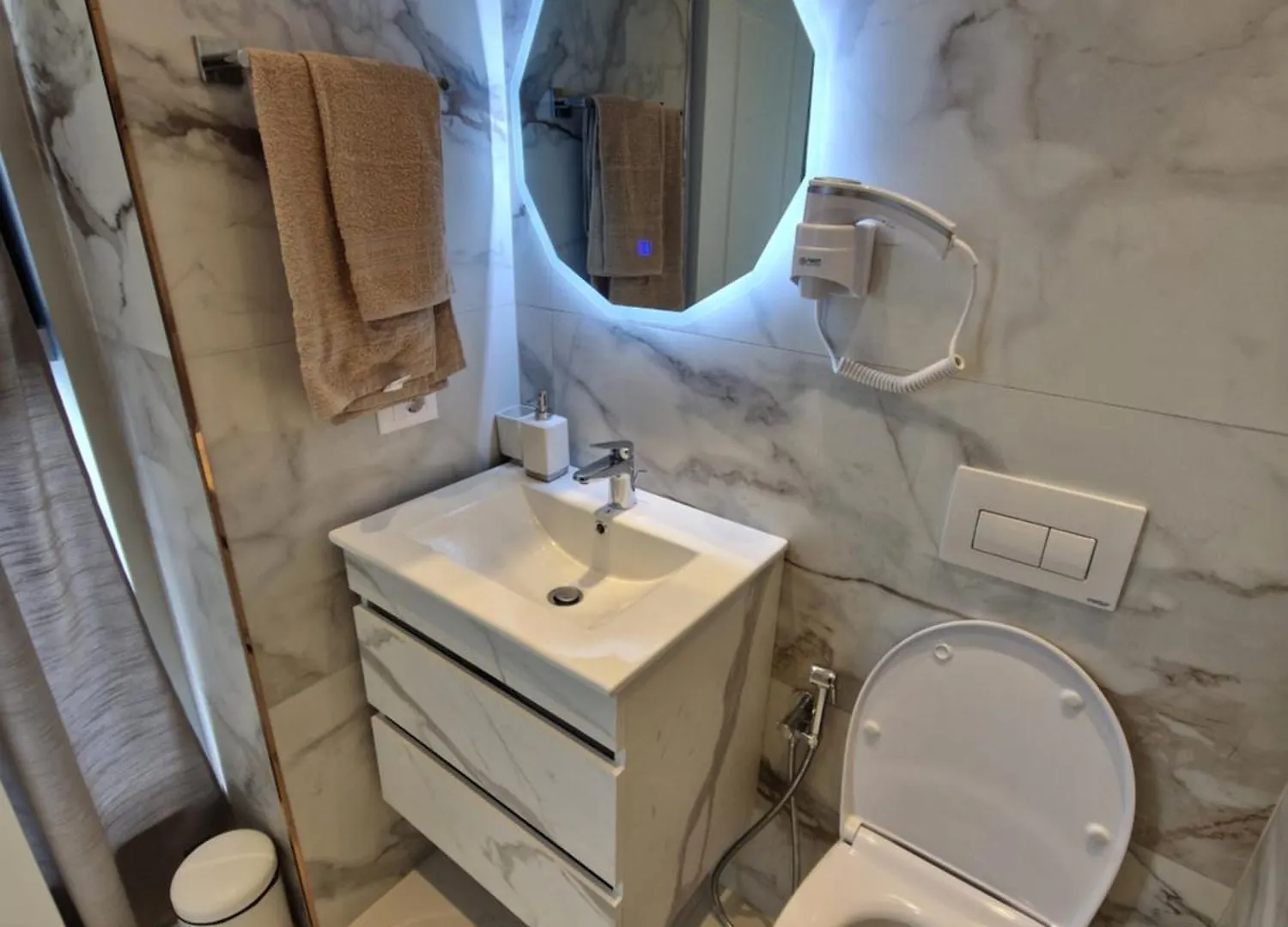 Elofira Room'S Durrës Hotel