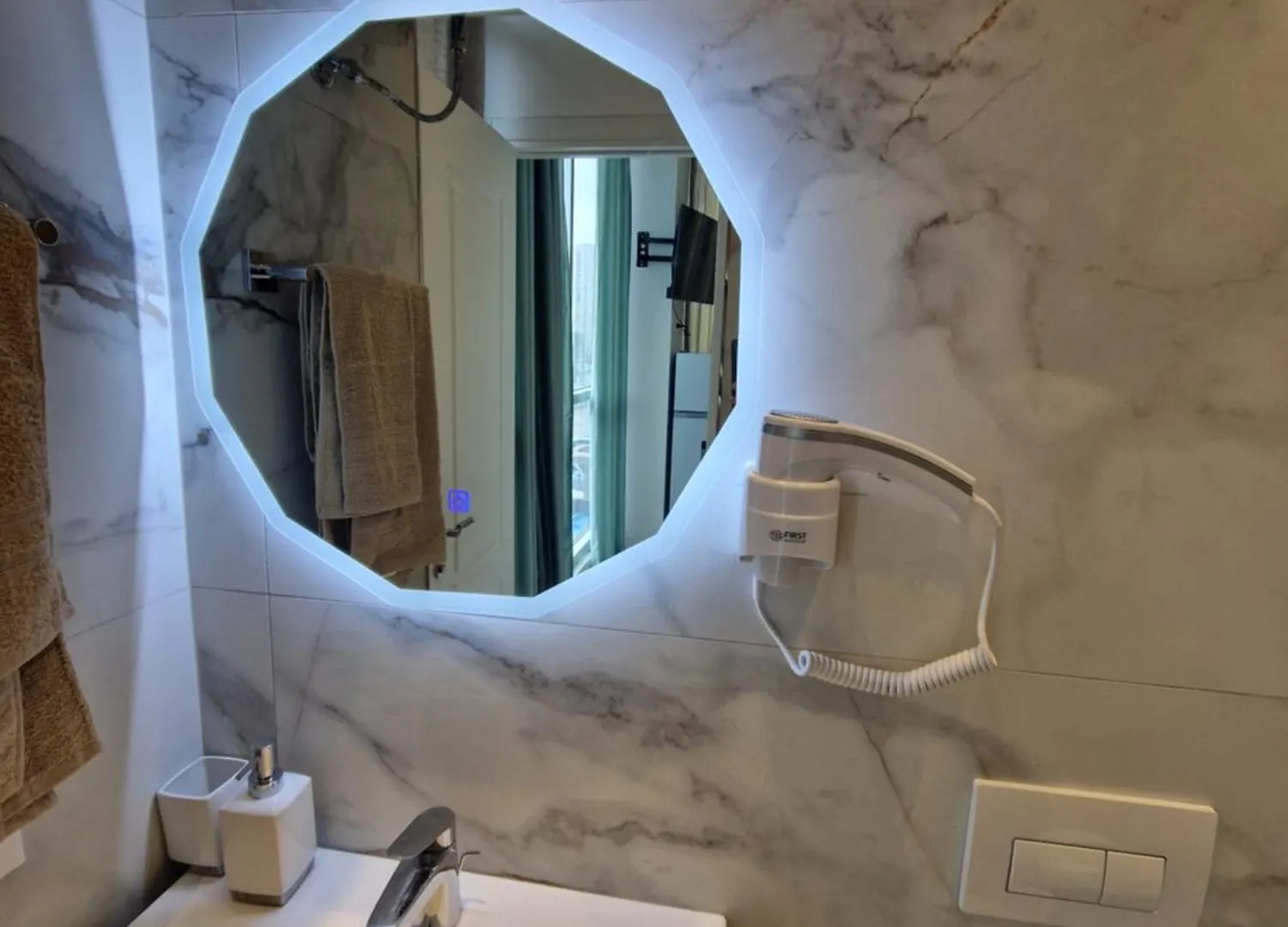 Hotel Elofira Room'S Durrës